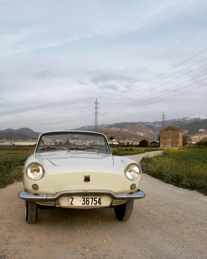 Renault Floride restaurado por The Vint-Garage