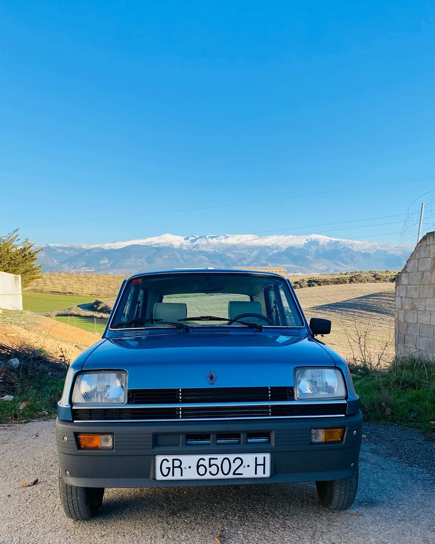 Renault 5 Alpine restaurado por The Vint-Garage