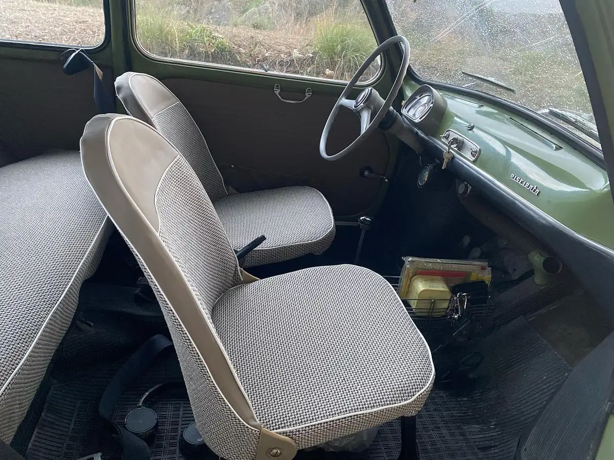 Seat 600